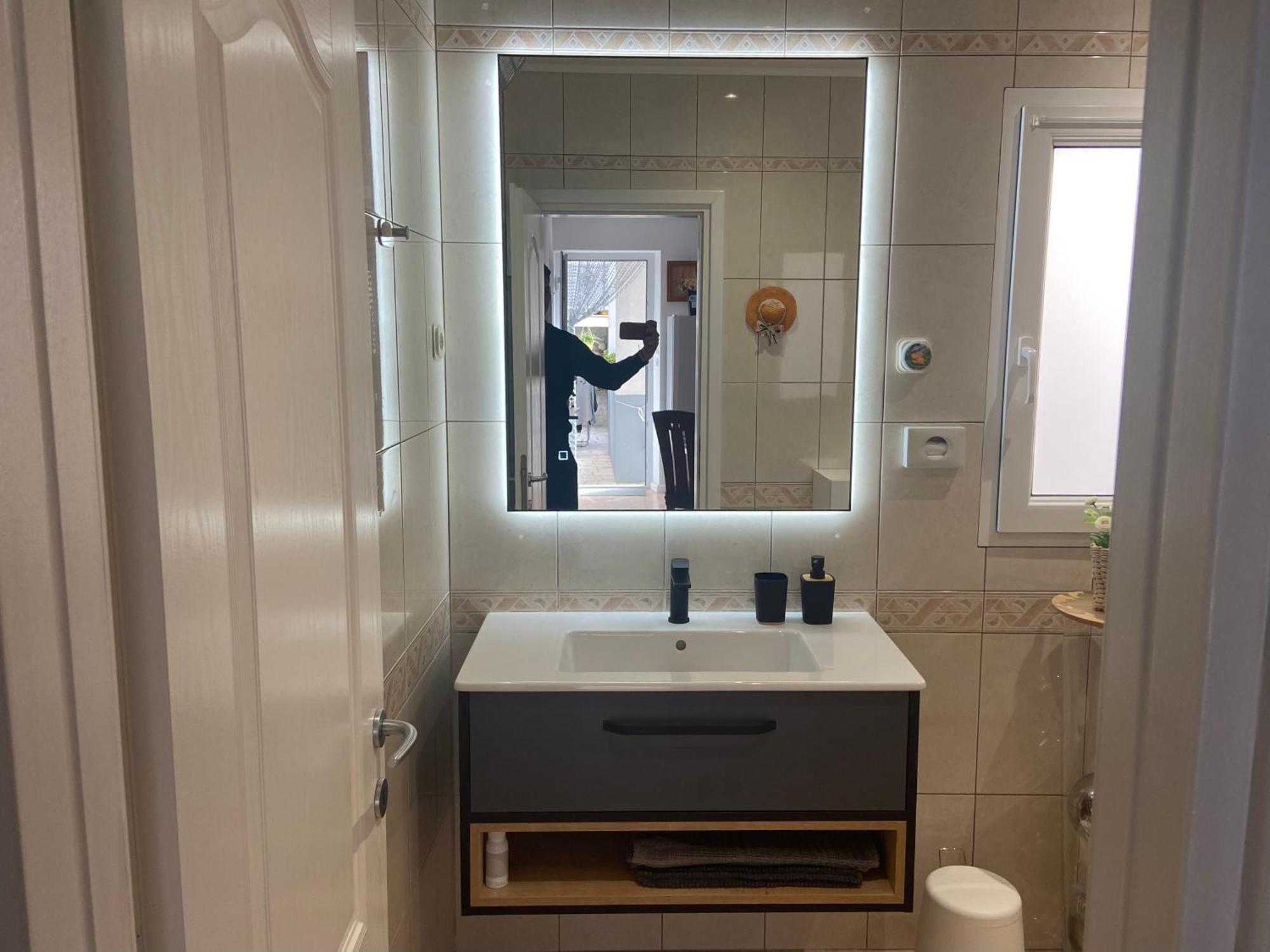 Apartment Simon - Old Stone Charm, Central Bol Life المظهر الخارجي الصورة